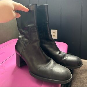 Vintage Bass Leather Ankle Boots/ Booties
